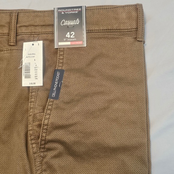 Roundtree & Yorke Sz 42 Straight Fit Shorts Brown Geo Design 9" inseam NWT L887 - Picture 3 of 6